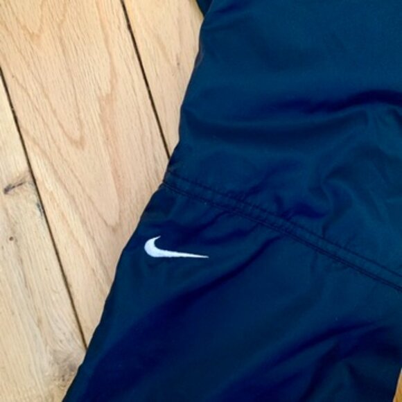 Vintage 90s Nike Windbreaker Track Pants Small 4-6 White Tag Waterproof Black - Picture 7 of 8